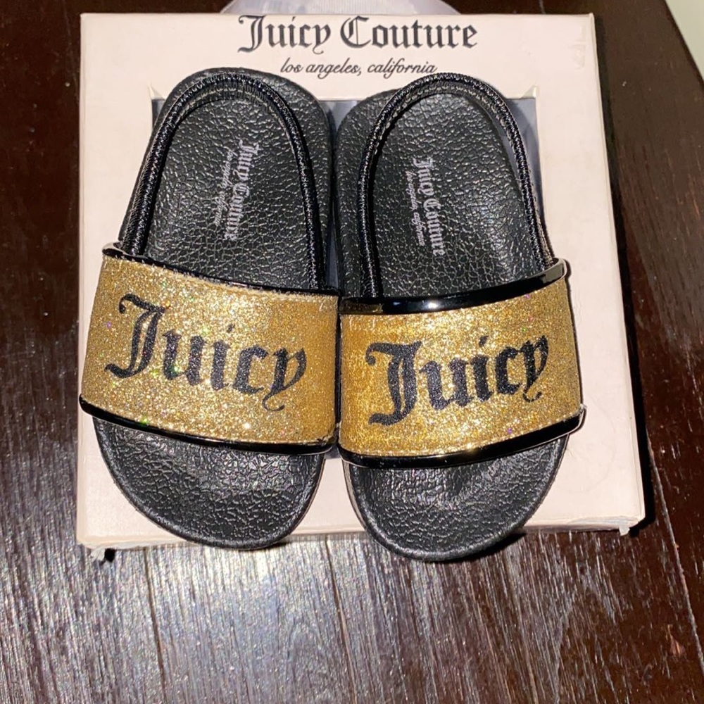 Juicy couture slides